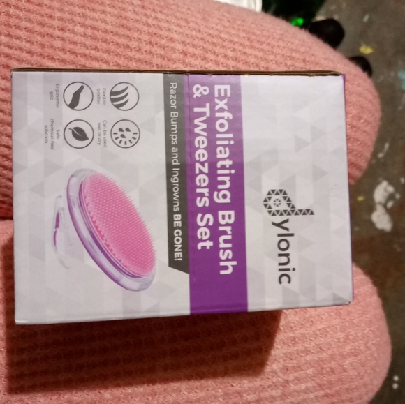 Dylonic exfoliating brush and tweezers set razor bumps and ingrown hairs be gone - Picture 2 of 8